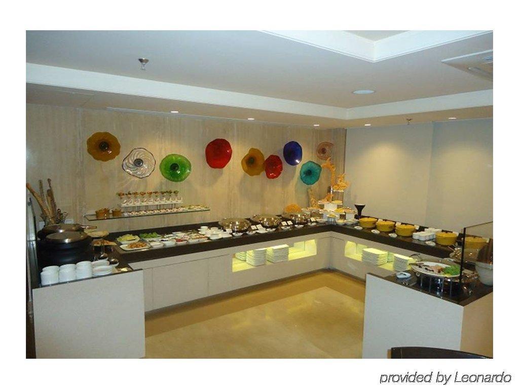 Fortune Park Ahmedabad Bagian luar foto